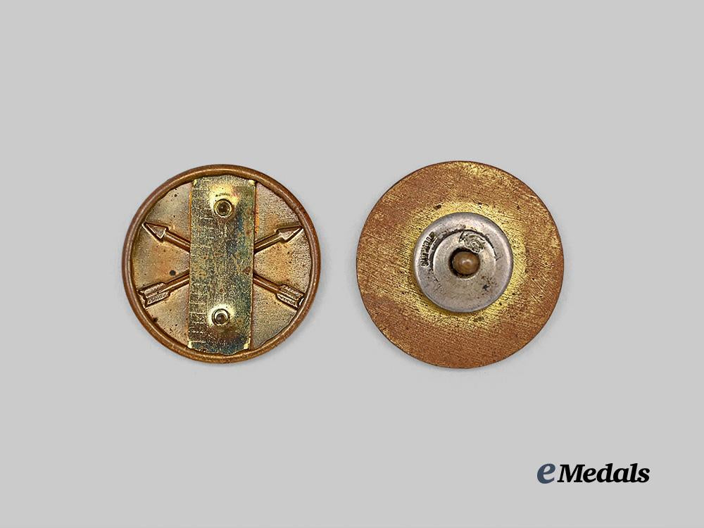 canada,_united_states._two_first_special_service_forces_collar_badges_e_medals__c7424_3