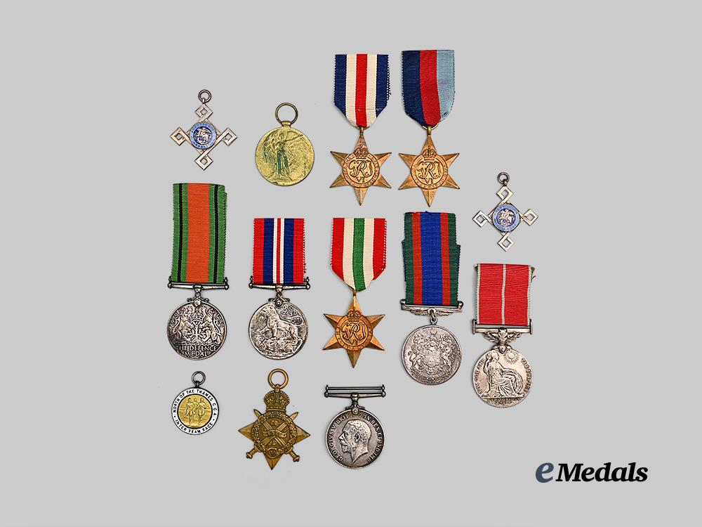 canada._a_first_and_second_war_service_group_to_father_and_son,_robert_warner,_british_red_cross_and_reginald_warner,_provost_company_e_medals__c7466_6