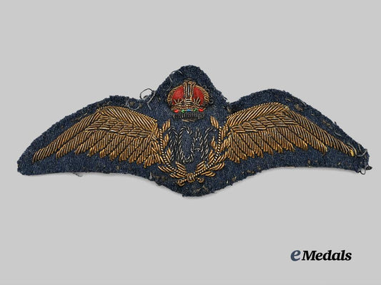 canada,_commonwealth._a_bullion_interwar_r_c_a_f_pilot’s_badge_e_medals__c7478_2