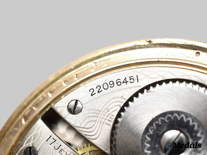 canada._a_first_war_waltham_pocket_watch_to_pte._r._m._white_from_bruce_township_for_noble_service_e_medals__c7486-add_3