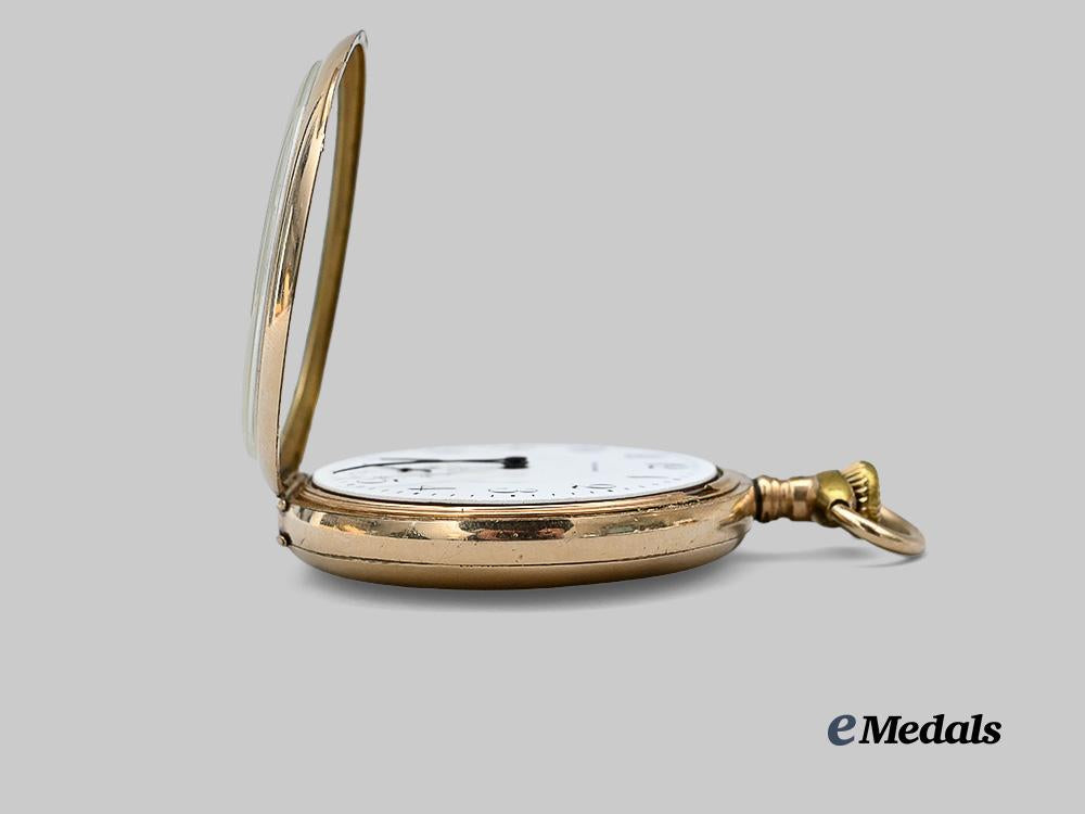 canada._a_first_war_waltham_pocket_watch_to_pte._r._m._white_from_bruce_township_for_noble_service_e_medals__c7486_7