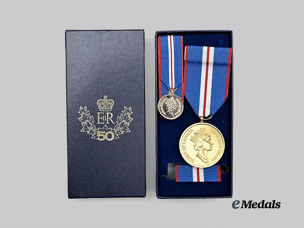 canada,_commonwealth._a_queen_elizabeth_i_i_golden_jubilee_medal1952-2002_e_medals__c7491_3