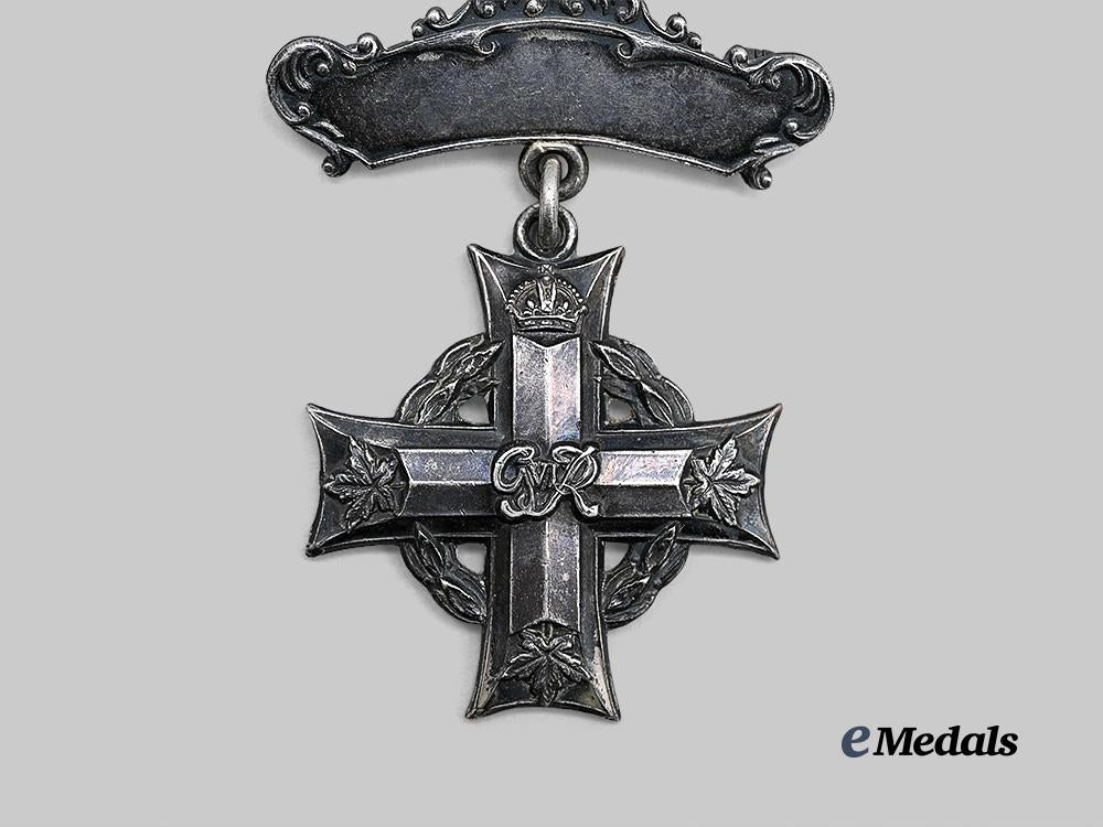canada,_commonwealth._a_second_war_memorial_cross_to_p/_o._karstens,_k_i_a1944_e_medals__c7511_3