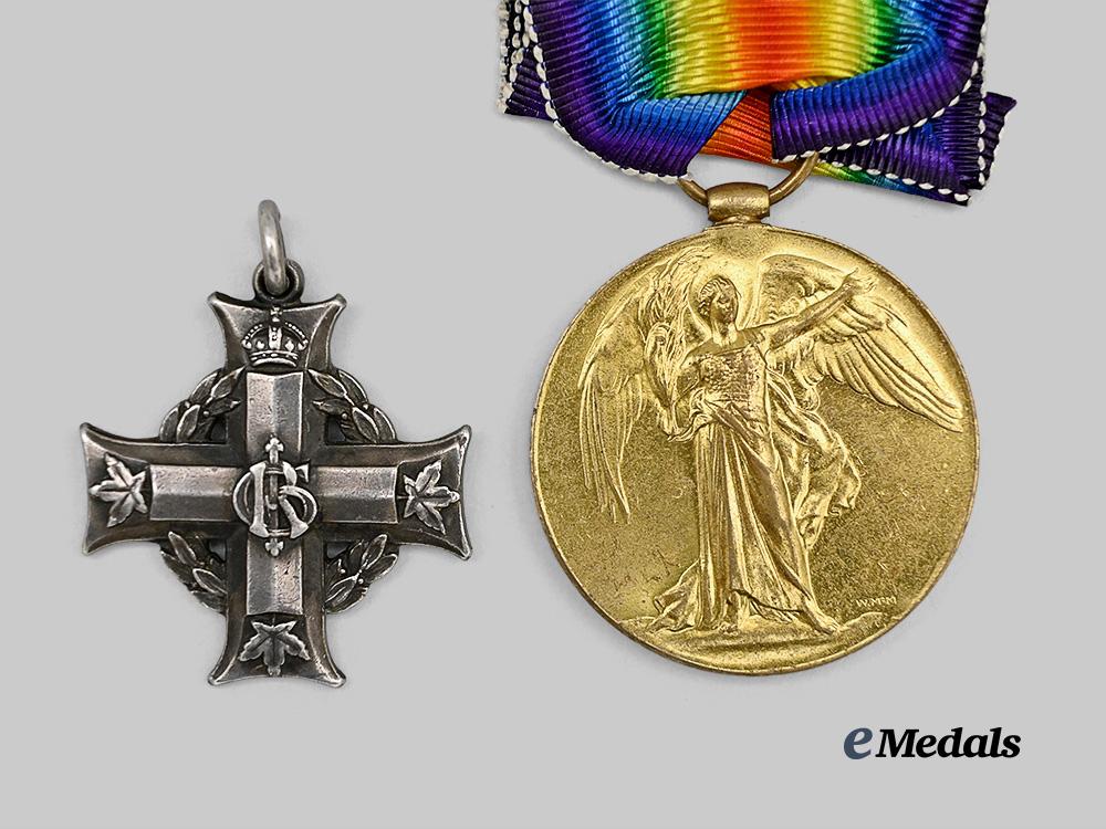 canada,_c_e_f._a_victory_medal_and_memorial_cross_to_private_gordon,6th_battalion_e_medals__c7533_6