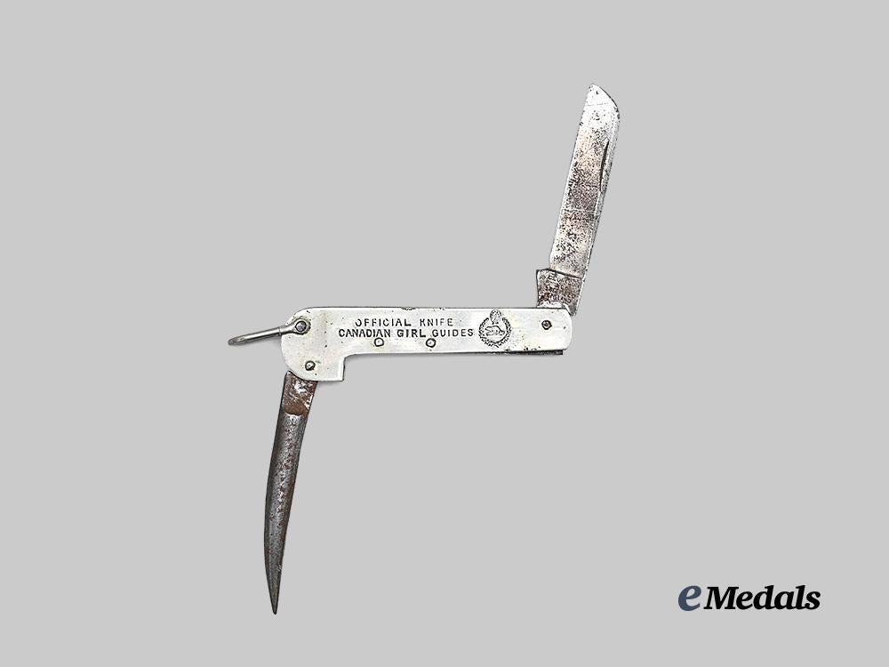 canada,_commonwealth._a_canadian_girl_guides_folding_pocket_knife_e_medals__c7564_4