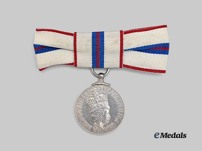canada._a_queen_elizabeth_i_i_silver_jubilee_medal,_for_ladies,_in_case_e_medals__c7567_5
