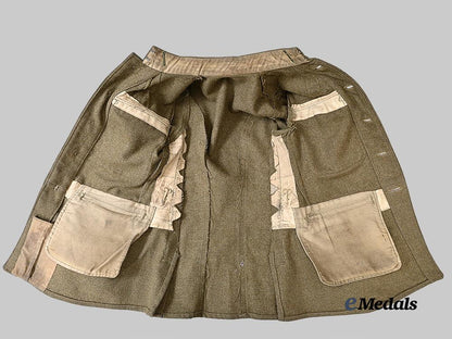 canada,_c_e_f._an_attributed5_button_sergeant_service_tunic_with_medals&_accessories_e_medals__c7589_16