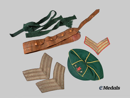 canada,_c_e_f._an_attributed5_button_sergeant_service_tunic_with_medals&_accessories_e_medals__c7589_26