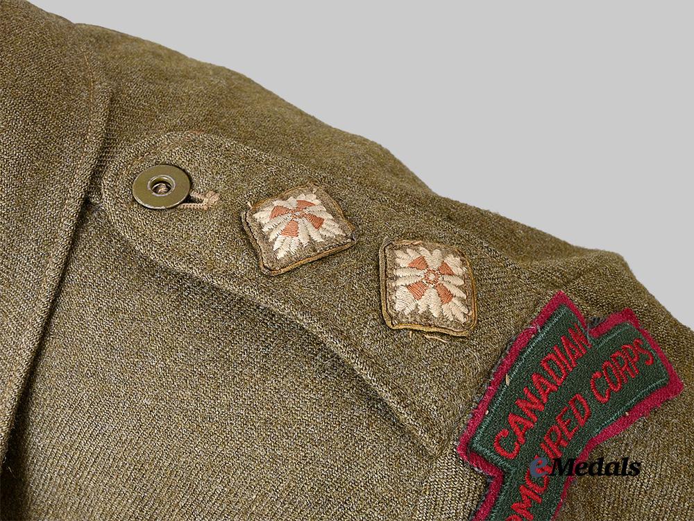 canada,_commonwealth._a_canadian_lieutenant's_armoured_corps_battle_blouse,1943_e_medals__c7593_13
