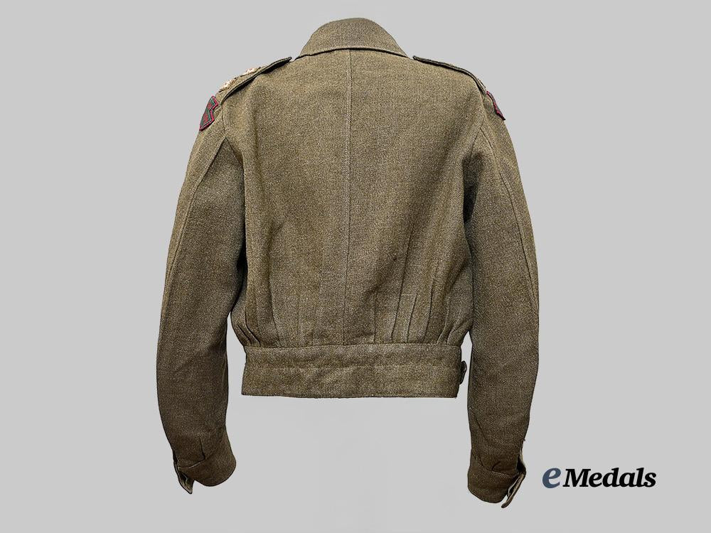 canada,_commonwealth._a_canadian_lieutenant's_armoured_corps_battle_blouse,1943_e_medals__c7593_7