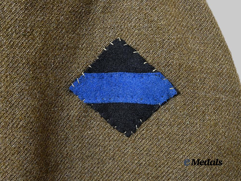 canada,_commonwealth._a_canadian_lieutenant's_armoured_corps_battle_blouse,1943_e_medals__c7593_9