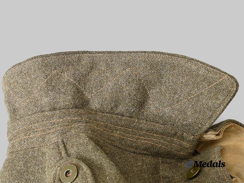 canada,_commonwealth._a_canadian_provost_corps_battle_blouse,_by_devonshire_clothes_e_medals__c7597_17