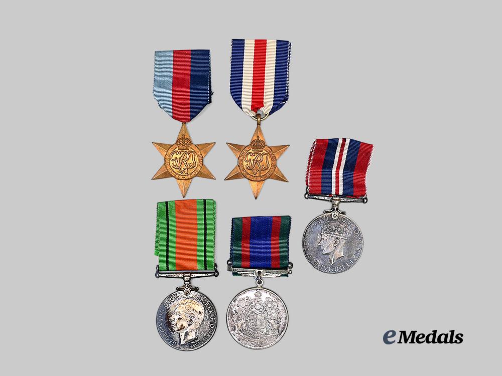 canada,_commonwealth._a_d_f_c_group_to_flight_lieutenant_arthur._m._herring,1945_e_medals__c7603_15