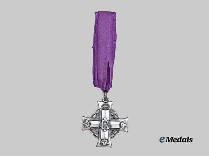 canada,_c_e_f._a_memorial_cross_to_pte._j._bannon,259th_battalion,_died_of_illness1918_e_medals__c7607_2