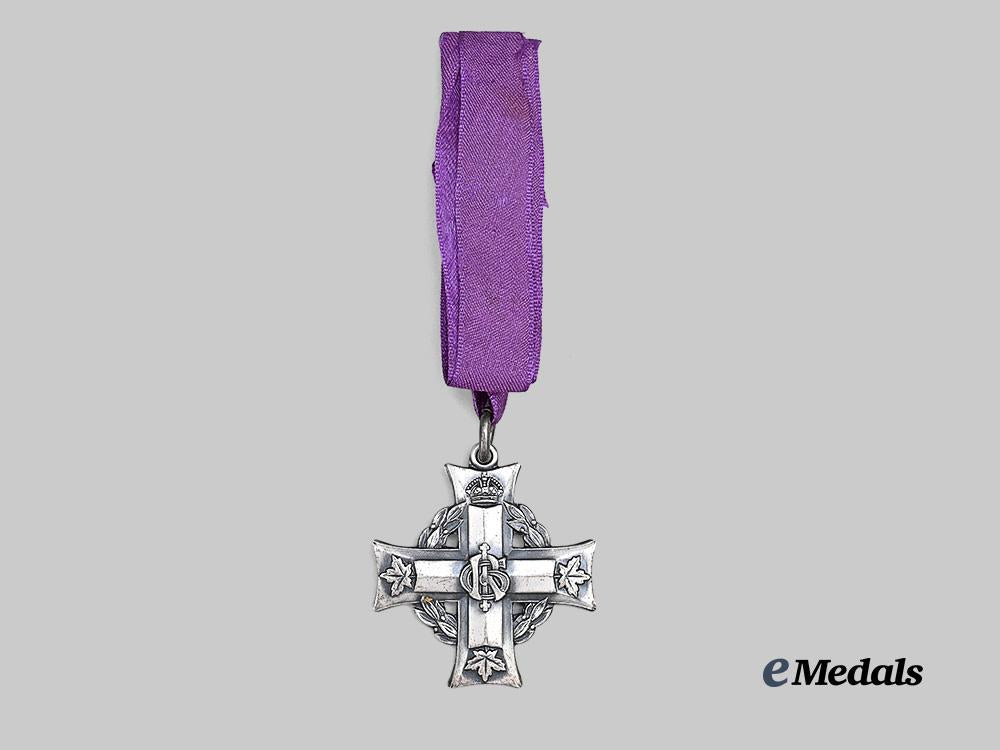 canada,_c_e_f._a_memorial_cross_to_pte._j._bannon,259th_battalion,_died_of_illness1918_e_medals__c7607_4