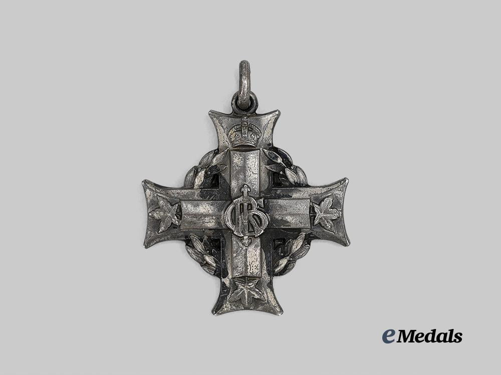 canada,_c_e_f._a_memorial_cross_to_pte._c._baird,28th_battalion,_died_of_wounds1918_e_medals__c7620_2