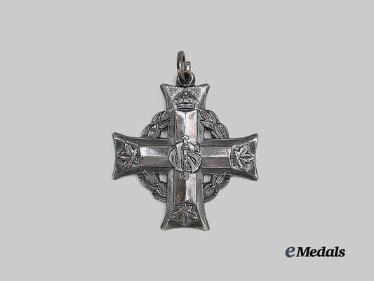canada,_c_e_f._a_memorial_cross_to_pte._w._lund,29th_battalion,_k_i_a1918_e_medals__c7621_2