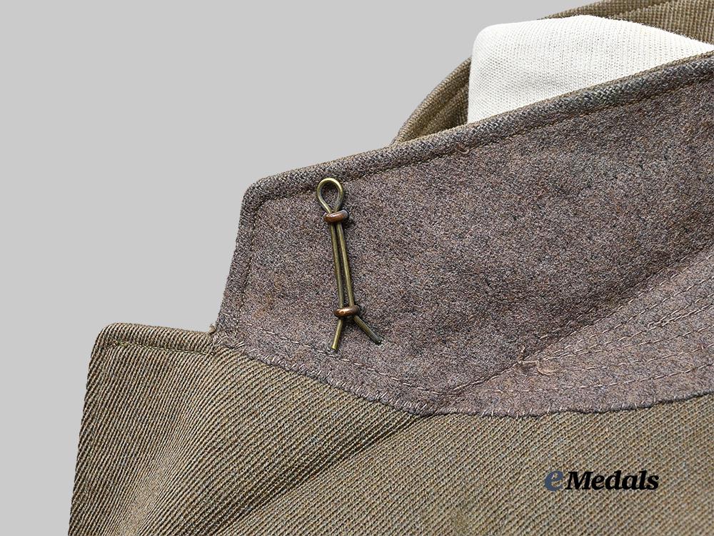 canada,_c_e_f._an_officer's_tunic&_coat,_no.1_canadian_general_hospital_e_medals__c7624_22