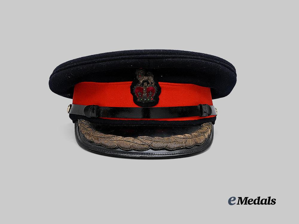 canada,_commonwealth._a_pair_of_high_ranking_officer's_caps_e_medals__c7639_13