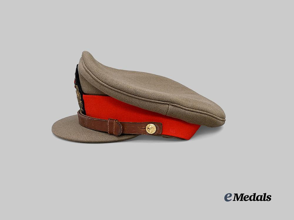 canada,_commonwealth._a_pair_of_high_ranking_officer's_caps_e_medals__c7639_6