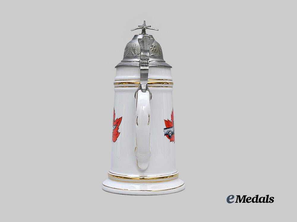 canada,_commonwealth._an_r_c_a_f_v_m_e_section,1(_f)_wing_at_marville,_france_lithophane_regimental_stein_e_medals__c7650_7