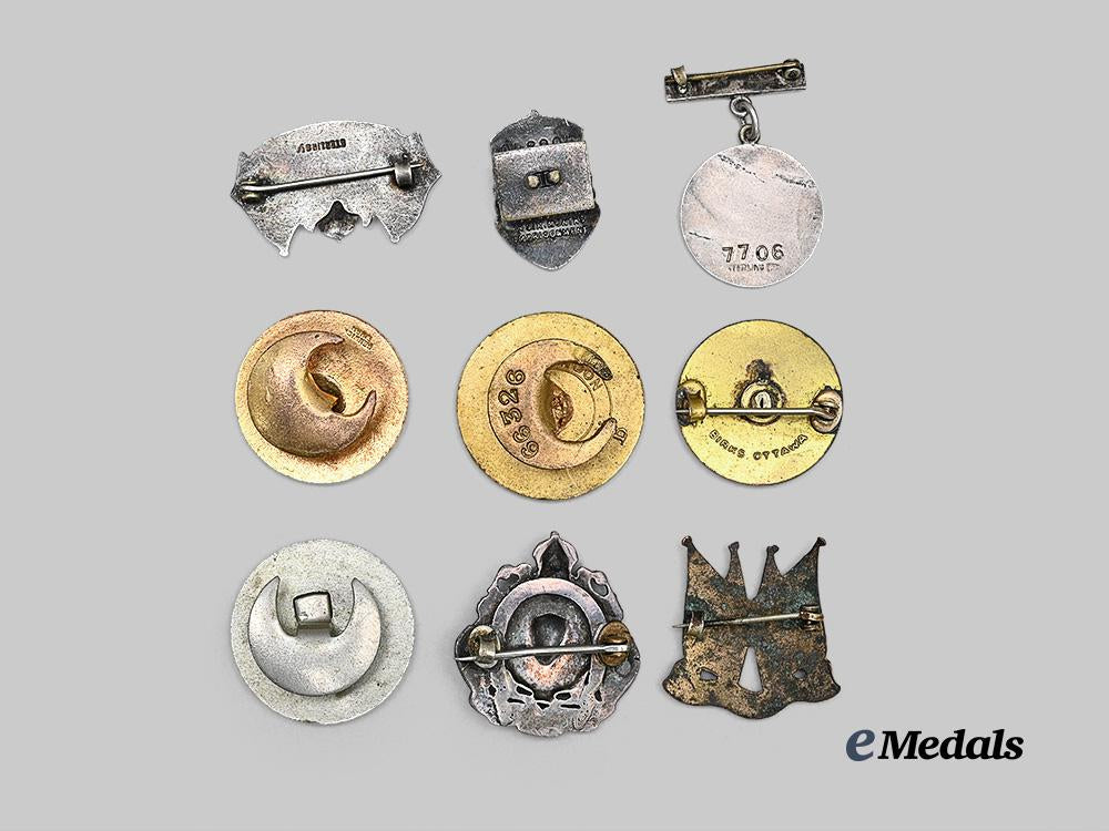 canada,_dominion._a_lot_of_nine_service&_veterans_badges_e_medals__c7660_3