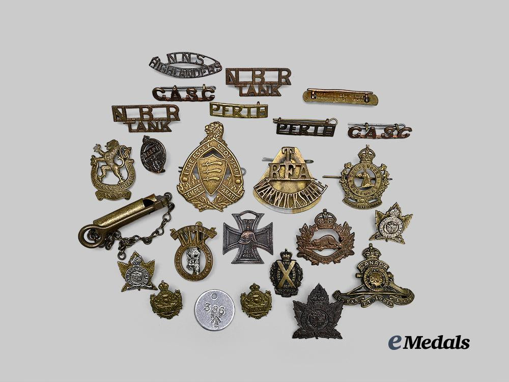 canada,_commonwealth._a_lot_of_various_brass_insignia&_badges_e_medals__c7668_2