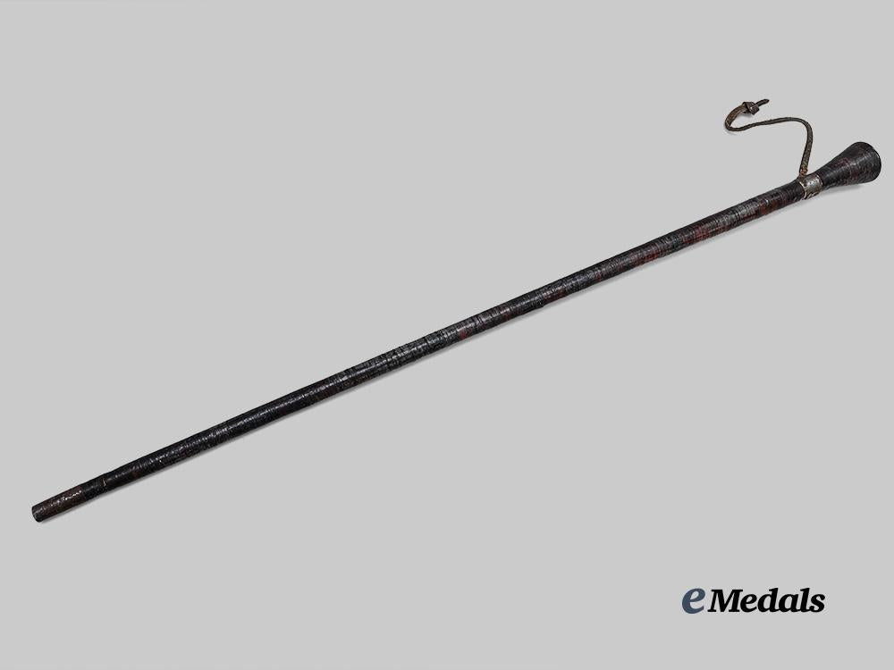 canada,_c_e_f._a_pair_of_officer_swagger_sticks_e_medals__c7718_3