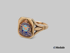 Canada, Commonwealth. An RCAF Sweetheart Ring, in Gold
