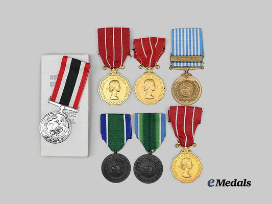 canada,_commonwealth._a_lot_of_canadian_and_united_nations_medals_e_medals__c7744_4