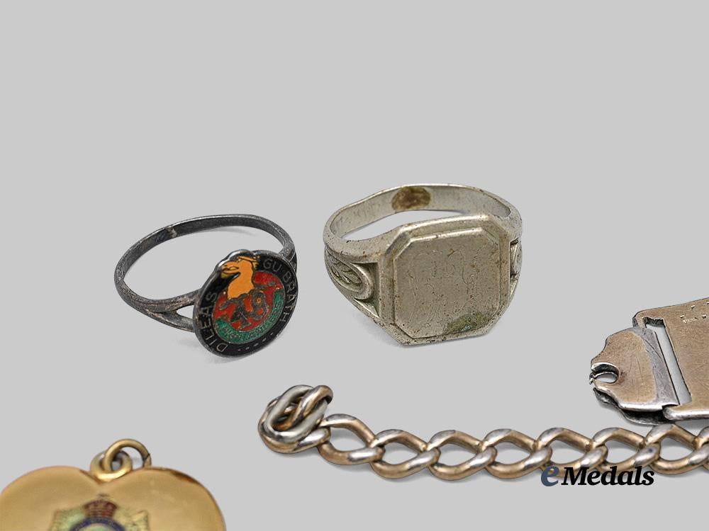 canada,_commonwealth._a_lot_of_i_d_bracelets_and_personal_items_e_medals__c7748_5