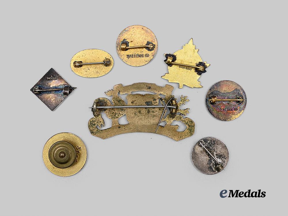 canada,_commonwealth._eight_women's_wartime_membership&_service_badges_e_medals__c7768_3