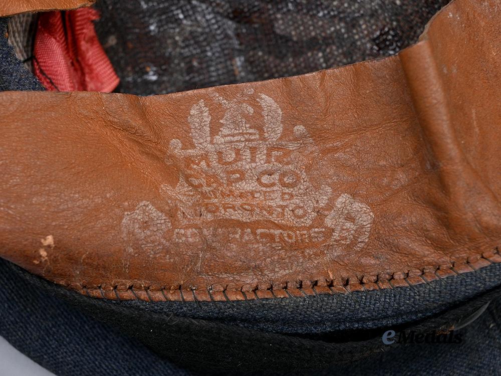 canada,_commonwrealth._an_r_c_a_f_officer's_visor_cap,_by_muir_cap_co,_toronto_e_medals__c7795_10