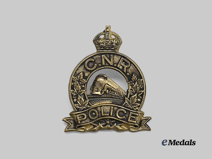 canada._a_canadian_national_railway_police_badge_e_medals__c7800_2