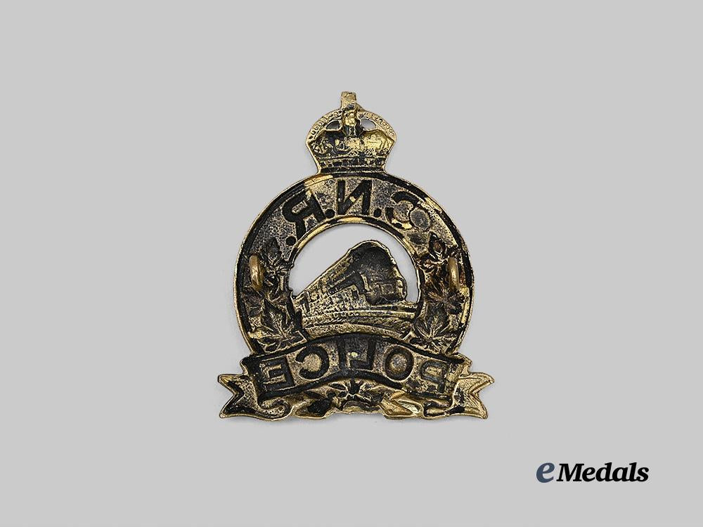 canada._a_canadian_national_railway_police_badge_e_medals__c7800_3