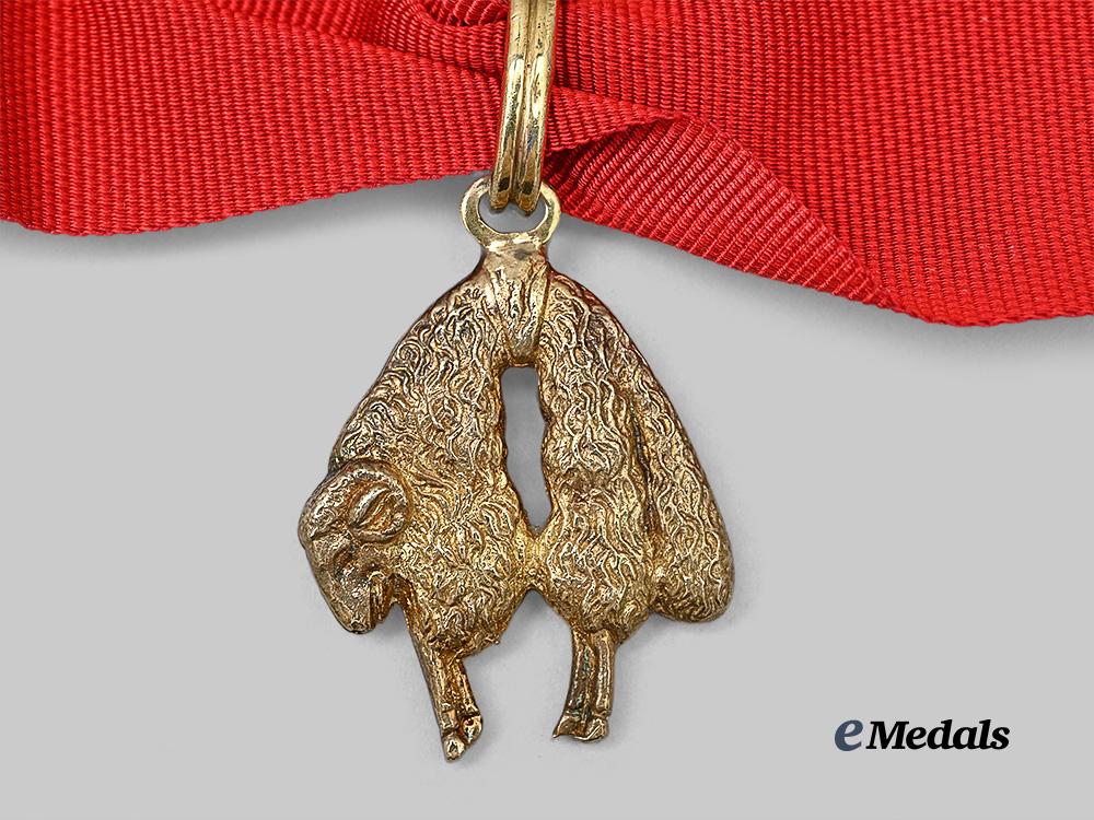 austria,_imperial._an_order_of_the_golden_fleece,_neck_decoration,_exhibition_example_by_c._f._rothe&_neffe,_c.1980_e_medals__e_u23728_5