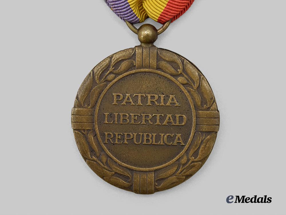spain,_republic._a_rare_civil_order_of_the_liberation_of_spain,_medal_e_medals__e_u24179_5