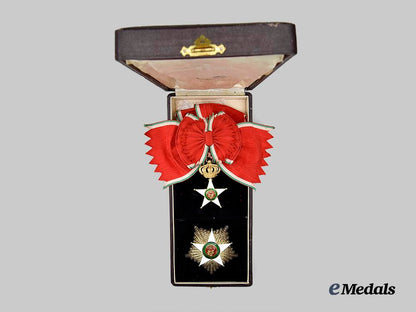 italy,_kingdom._an_order_of_the_colonial_star,_grand_cross_set_with_rare_large_star,_in_gold,_by_cravanzola,_c.1938_e_medals__e_u24184_12
