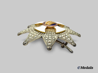 italy,_kingdom._an_order_of_the_crown_of_italy,_grand_officer_set_in_gold,_in_case_e_medals__e_u24190_10