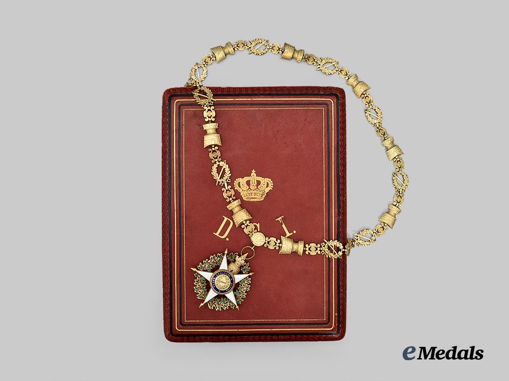portugal,_kingdom._an_order_of_the_tower_and_the_sword,_grand_cross_collar_in_case,_by_da_costa_e_medals__e_u24242_3