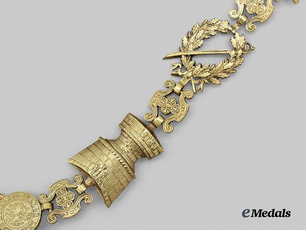 portugal,_kingdom._an_order_of_the_tower_and_the_sword,_grand_cross_collar_in_case,_by_da_costa_e_medals__e_u24242_6