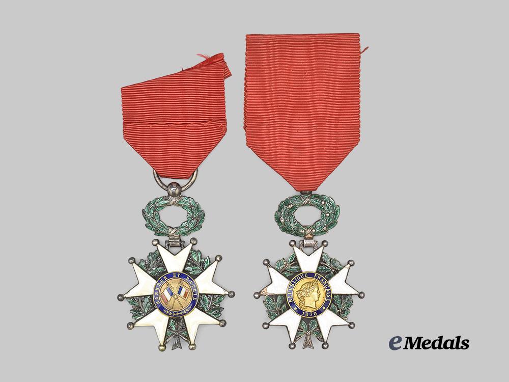 france,_third_republic._two_orders_of_the_legion_of_honour,_knights_e_medals__e_u24252_2