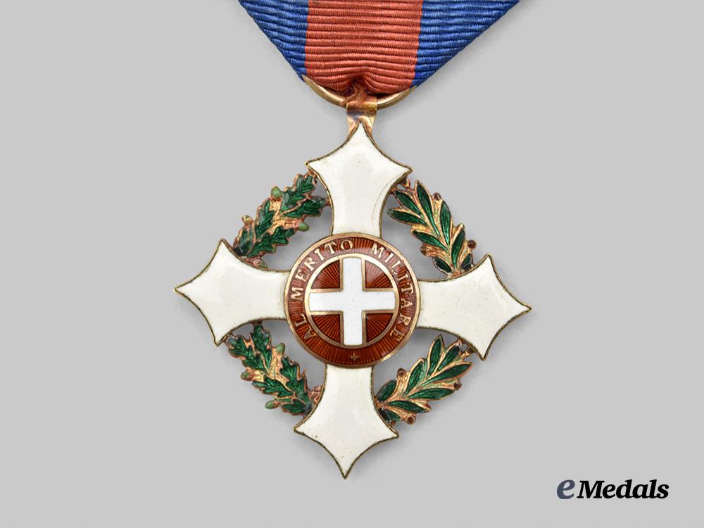 italy,_kingdom._a_military_order_of_savoy,_knight_in_gold,_c.1900_e_medals__e_u24262_3