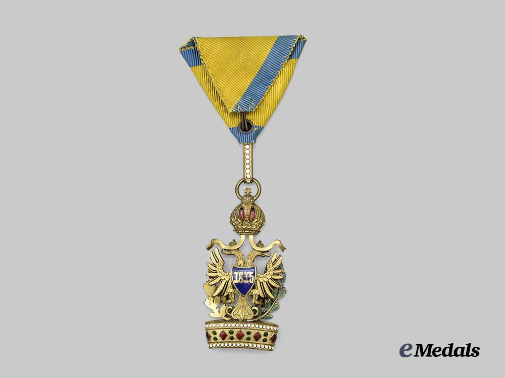austria,_imperial._an_order_of_the_iron_crown,_i_i_i_class_e_medals__e_u24266_4