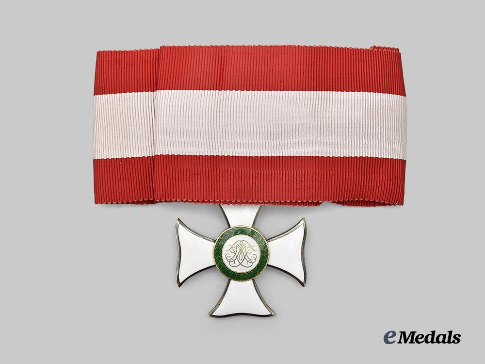 austria,_imperial._a_military_order_of_maria_theresa,_commander_by_rothe,_c.1930_e_medals__e_u24268_4