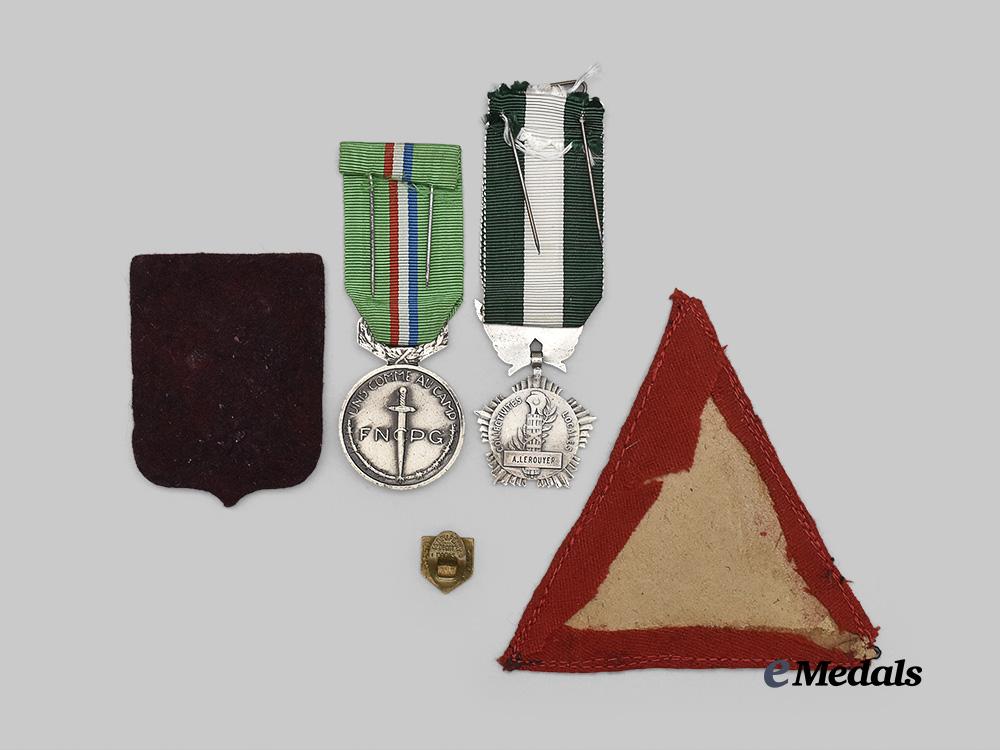 france,_republic._a_lot_of_second_war_prisoner_of_war_medals_and_insignia_e_medals__e_u24293_4