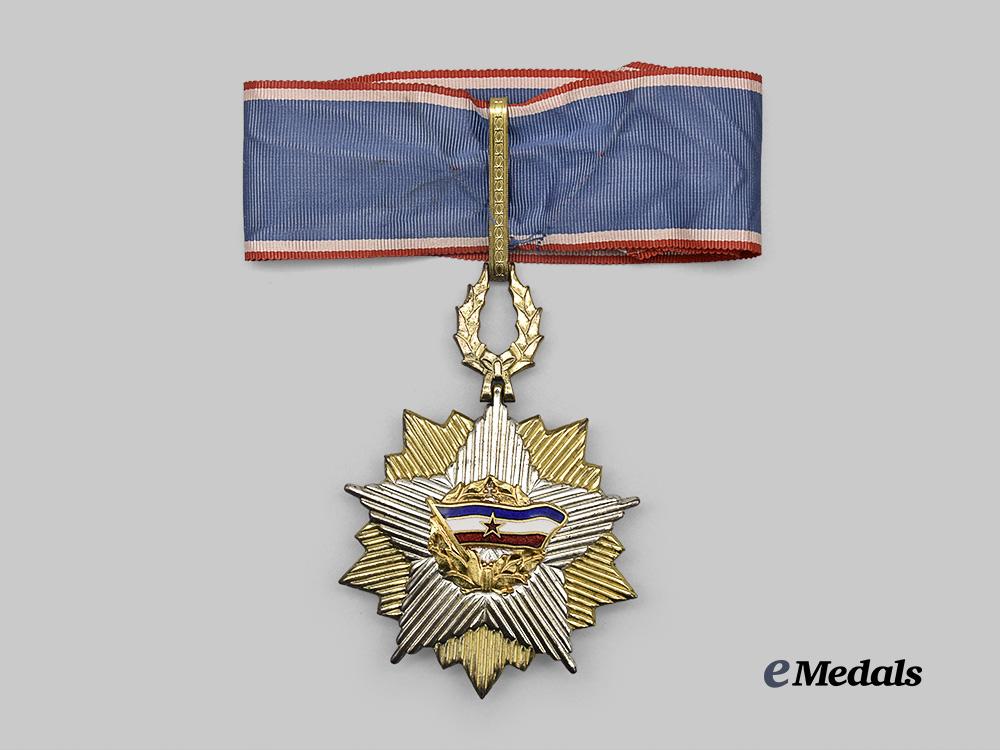 yugoslavia,_socialist_federal_republic._a_cased_order_of_the_yugoslav_flag,_i_i_class_grand_officer,_by_ikom_of_zagreb,_c.1975_e_medals__e_u24296_7