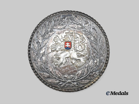 czechoslovakia,_first_republic._a_motor_vehicle_plaque_e_medals__e_u24314_2
