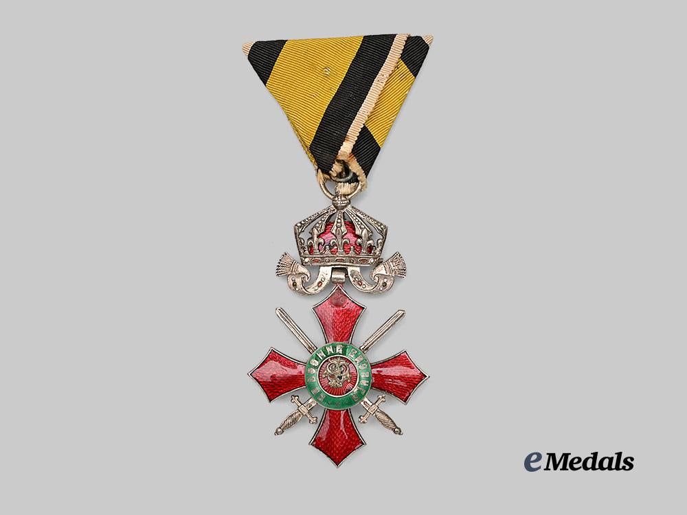 bulgaria,_kingdom._an_order_of_military_merit,_v_class_with_crown_e_medals__e_u24325_2
