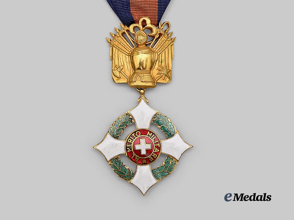 italy,_republic._a_military_order_of_savoy,_officer_in_gold,_c.1916_e_medals__e_u24327_3